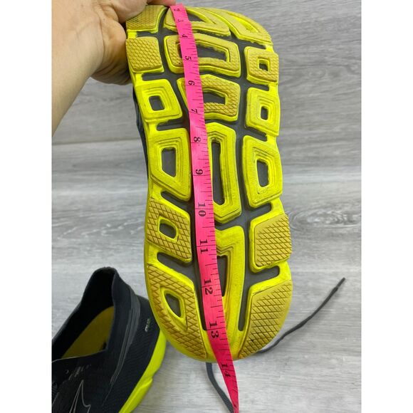 Altra Men's Gray and Yellow Running Shoes - Picture 11 of 11